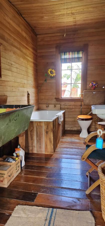Вилла Historic Shearers Quarters Ruahine Экстерьер фото